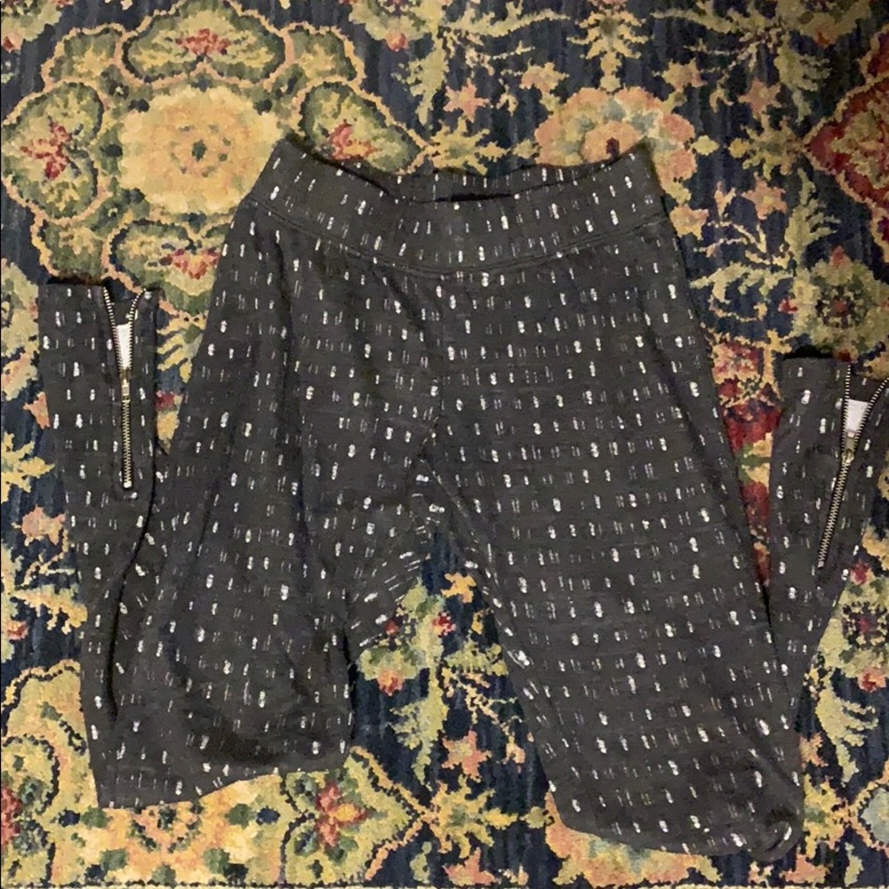 Nordstrom Gray leggings with zippers